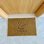 Swan Rent Wlora